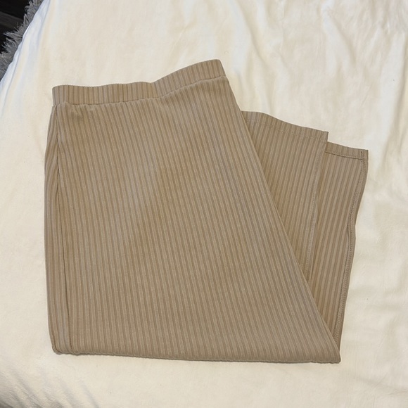 Princess Polly Ellie Set Beige - Size 0 - Picture 6 of 6